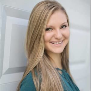 Meet your Posher, Kaila